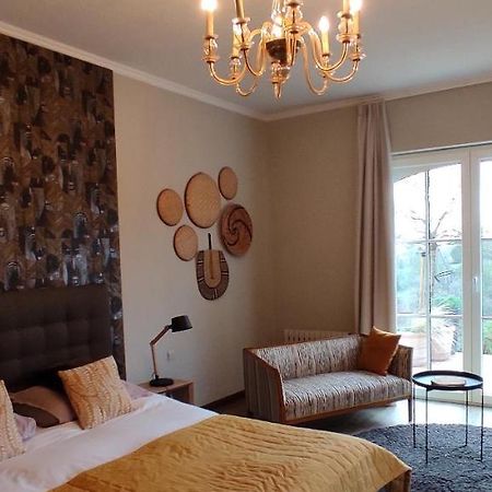 B&B Les Cresses Ciney Exteriör bild