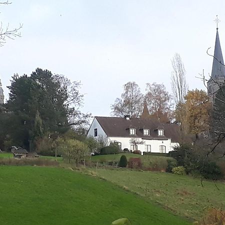 B&B Les Cresses Ciney Exteriör bild